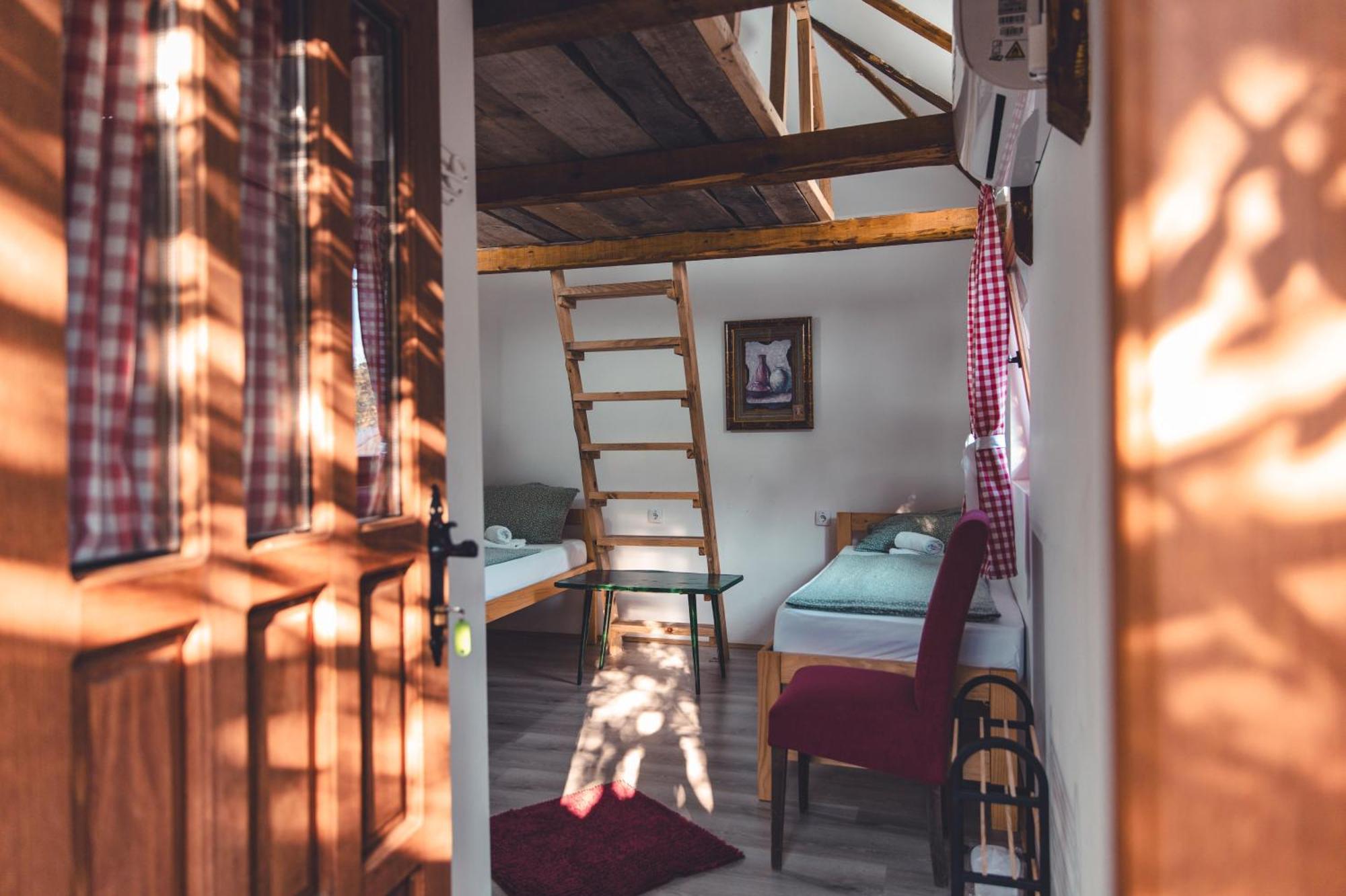 Konak Dobri Potok Krupanj Exteriér fotografie